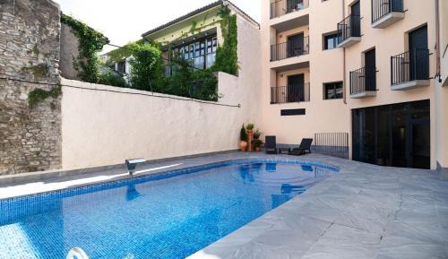 Two-Bedroom Deluxe Apartment