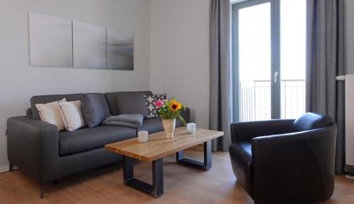 One-Bedroom Apartment with Balcony