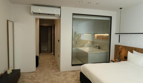 Suite with City View