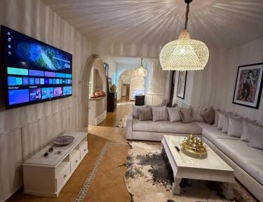 Two-Bedroom Deluxe Apartment with Garden View