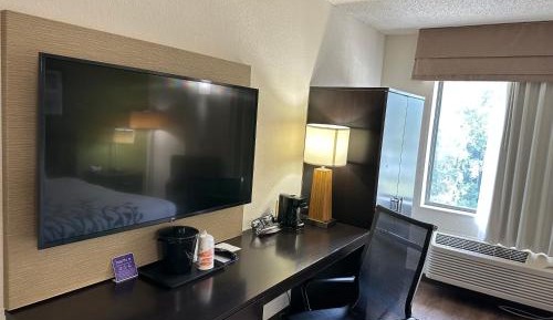 Double Room with Two Double Beds - Accessible/Non-Smoking