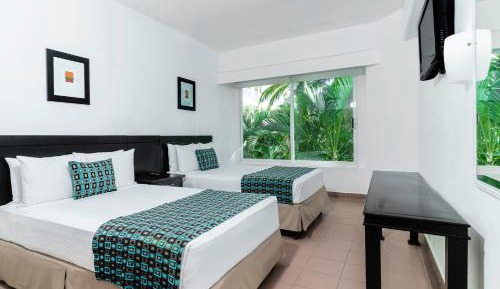 Standard Room with Garden View