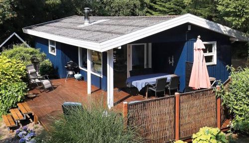 Three-Bedroom Holiday Home 
