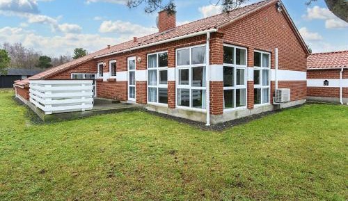 Five-Bedroom Holiday Home