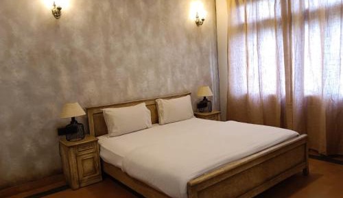 Deluxe Double Room with Shower