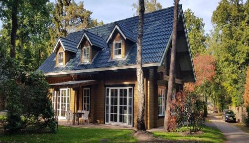 Five-Bedroom Holiday Home