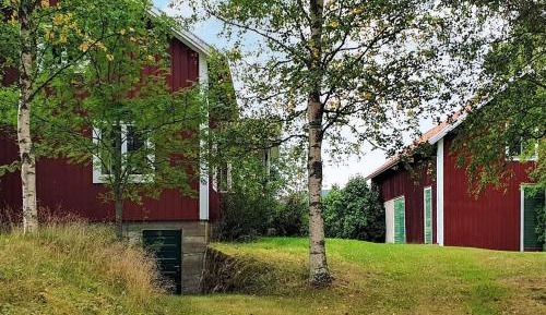 Two-Bedroom Holiday Home