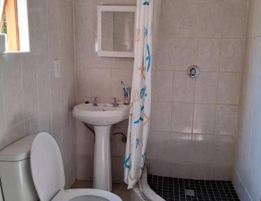 Deluxe Double Room (2 Adults + 1 Child)