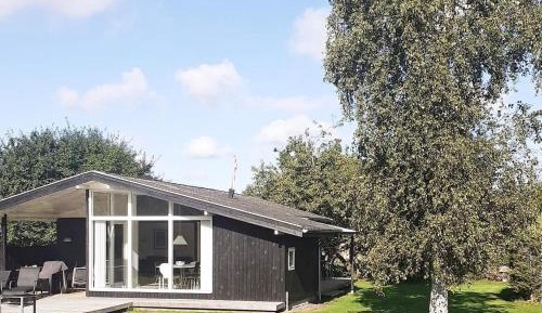 Two-Bedroom Holiday Home