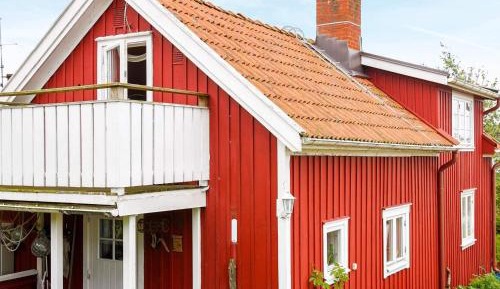 One-Bedroom Holiday Home