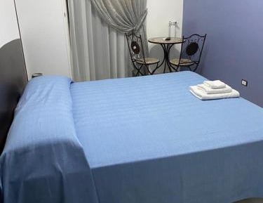 Large Single Room