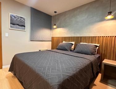Deluxe One-Bedroom Apartment with City View