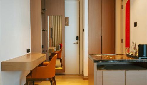 Superior City View King Room - Heated Pool Access, 15% discount on Food and Beverages, Early Check In & Late Check Out on Availability