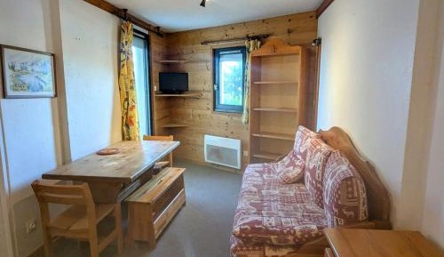 Apartment (4 Adults)
