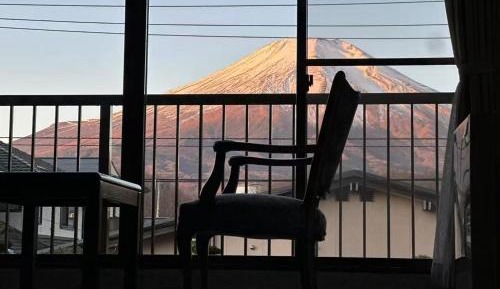 Japanese-Style Room