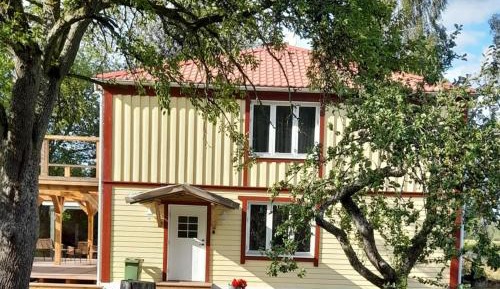 Three-Bedroom Holiday Home 