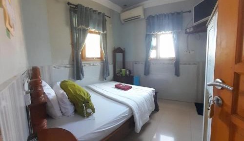 Small Single Room