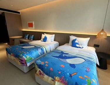 Twin Room with Bathroom