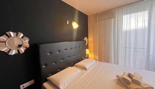 Room #1475431601