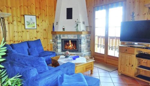 Four-Bedroom Holiday Home