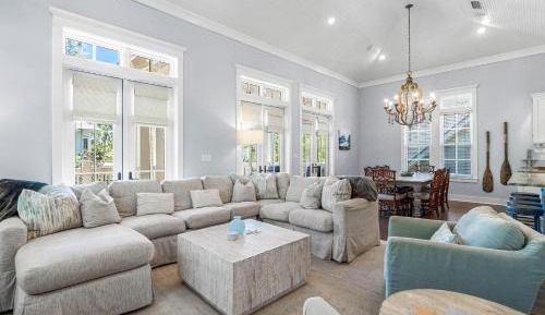 Five-Bedroom Holiday Home
