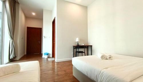 Triple Room with Private Bathroom