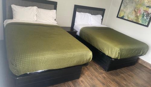 Room #1184223209