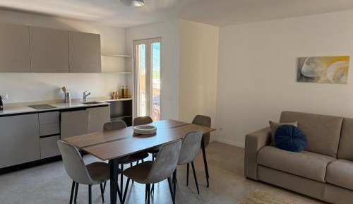 Superior Apartment with City View