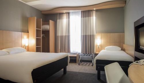 Triple Room with One Double Bed and One Single Bed