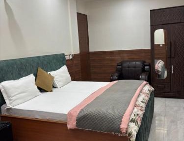 Budget Single Room