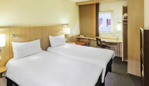 Room with 2 Single Beds