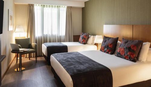Standard Room with 1 Double and 1 Single Bed