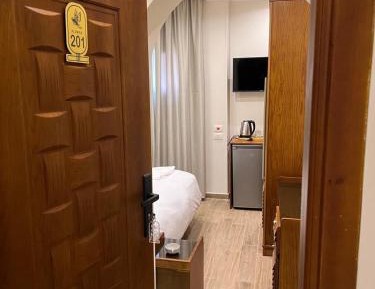 Deluxe Single Room