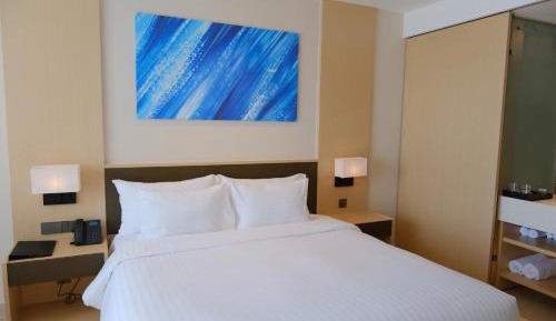 Deluxe Double or Twin Room with Sea View