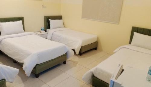 Quadruple Room with Shared Bathroom