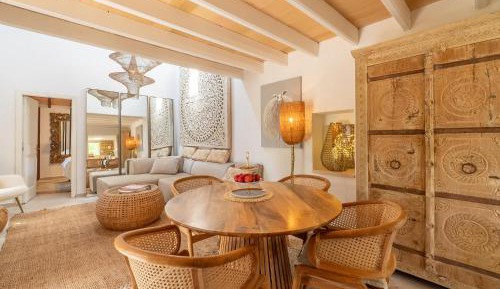 Two-Bedroom Holiday Home