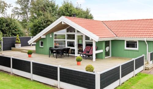 Four-Bedroom Holiday Home