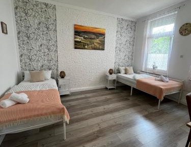 Large Twin Room