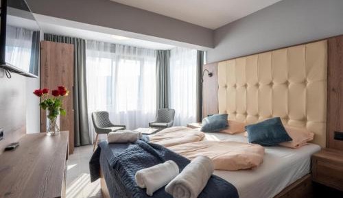 Deluxe Double Room with Balcony and Sea View