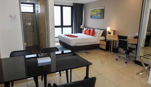 Deluxe King Room