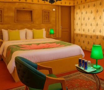 Superior King Room