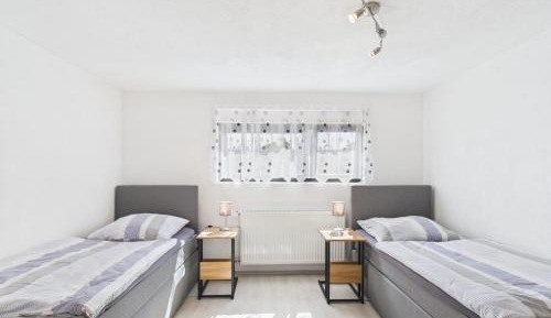 Apartment - Split Level