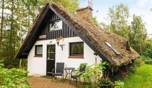 One-Bedroom Holiday Home