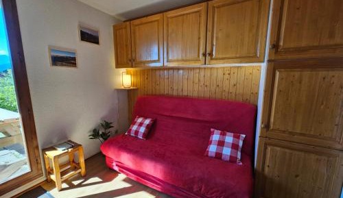 Superior One-Bedroom Apartment