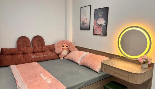 Superior One-Bedroom Apartment