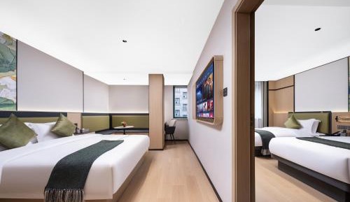 Deluxe Triple Room