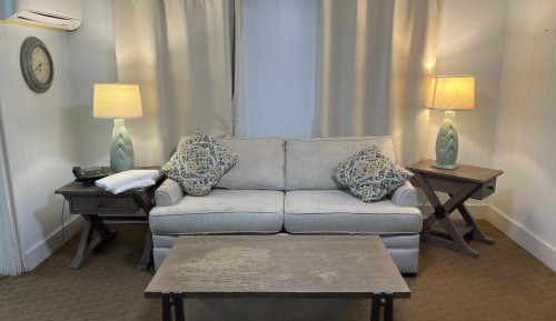 One Bedroom Suite 