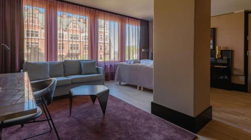 Spacious Twin Room