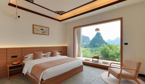 Garden View King Room