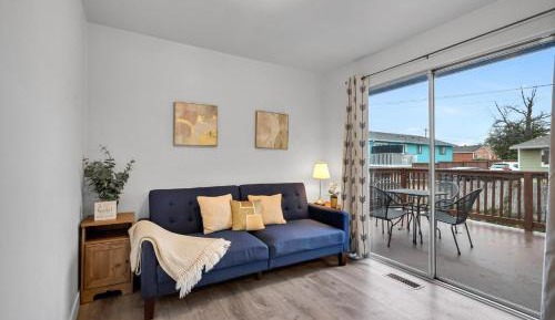 Three-Bedroom Holiday Home 